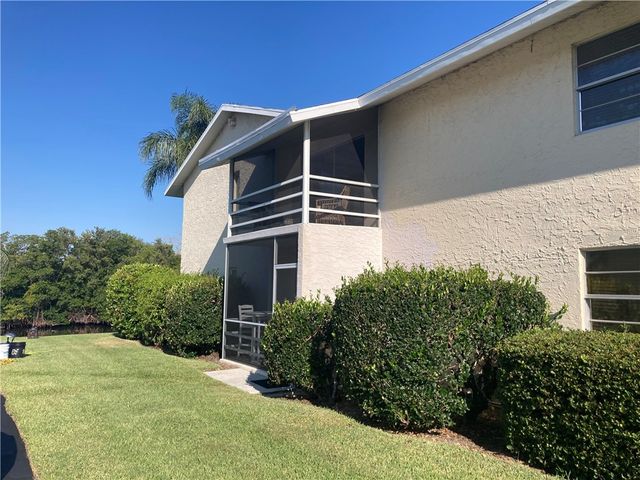 1845 Robalo Drive 201D, Vero Beach, FL 32960