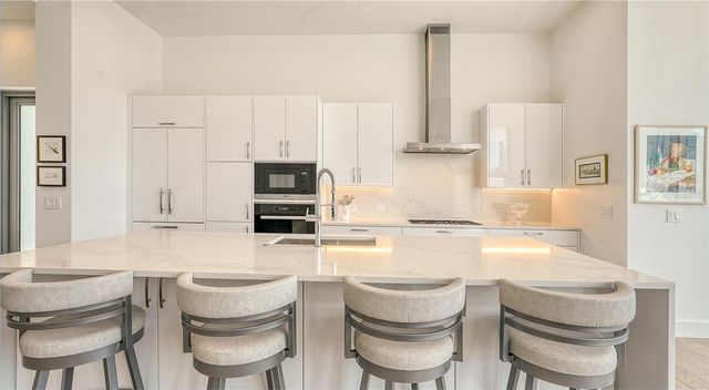 1335 2ND STREET Villa 2E, Sarasota, FL 34236