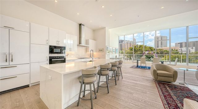 1335 2ND STREET Villa 2E, Sarasota, FL 34236