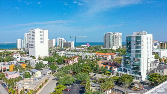 1335 2ND STREET Villa 2E, Sarasota, FL 34236