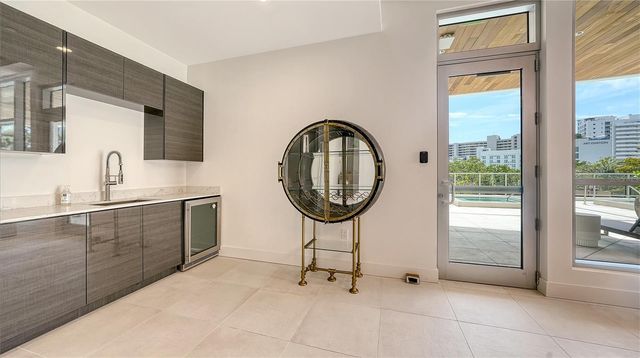 1335 2ND STREET Villa 2E, Sarasota, FL 34236