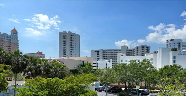 1335 2ND STREET Villa 2E, Sarasota, FL 34236