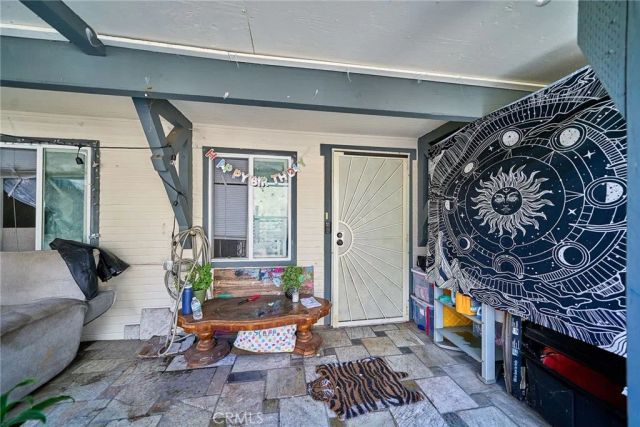 1055--1059 Roswell, Long Beach, CA 90804