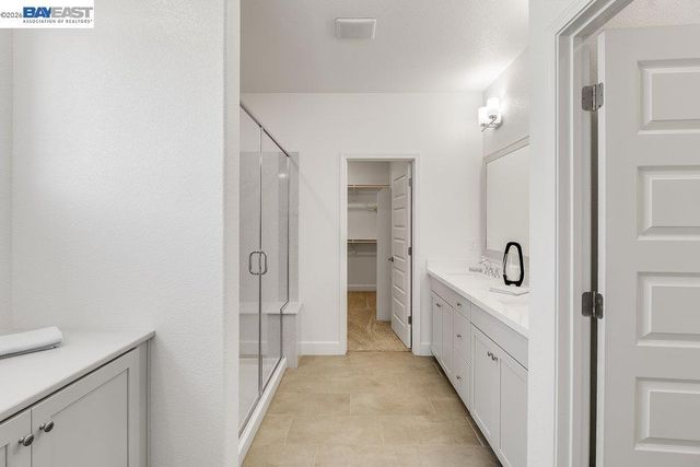 5048 Ashbrook St, Roseville, CA 95747