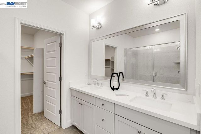 5048 Ashbrook St, Roseville, CA 95747