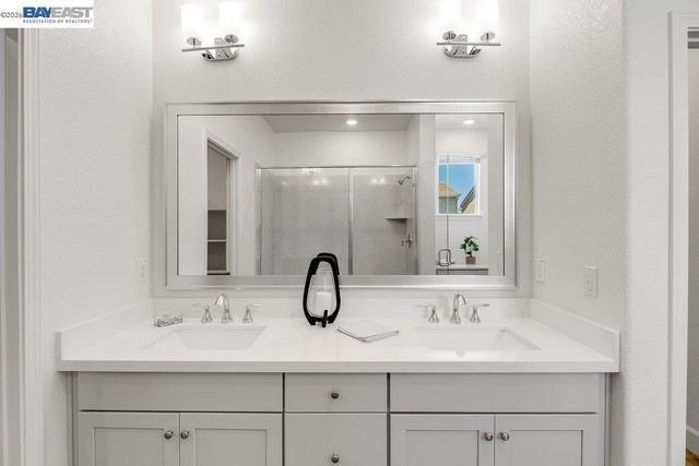 5048 Ashbrook St, Roseville, CA 95747