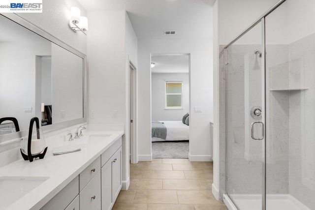 5048 Ashbrook St, Roseville, CA 95747