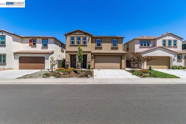 5048 Ashbrook St, Roseville, CA 95747