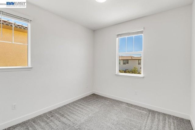 5048 Ashbrook St, Roseville, CA 95747