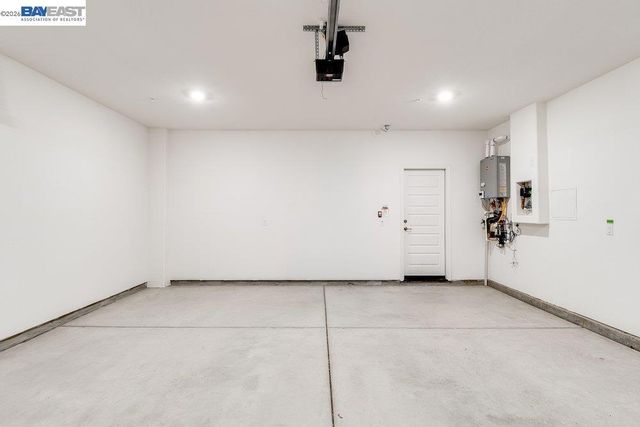 5048 Ashbrook St, Roseville, CA 95747