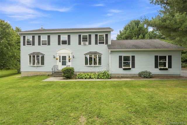 18 English Way, Pleasant Valley, NY 12569