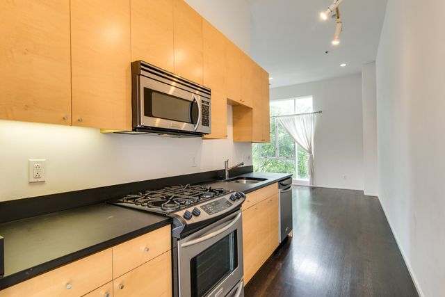 1201 5th Ave N Apt 203, Nashville, TN 37208