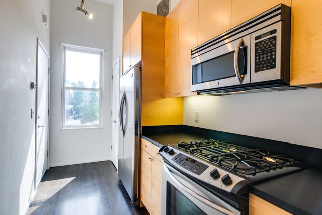 1201 5th Ave N Apt 203, Nashville, TN 37208
