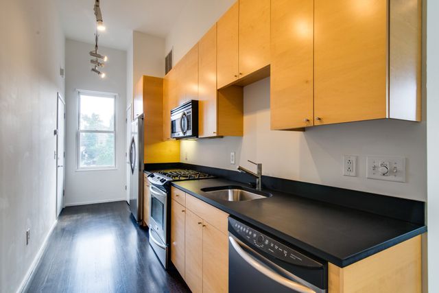 1201 5th Ave N Apt 203, Nashville, TN 37208