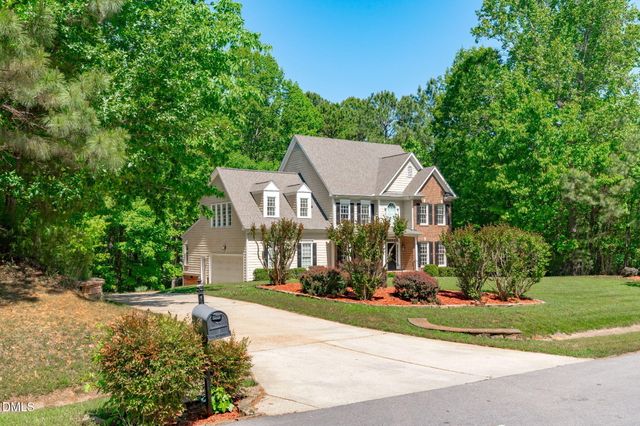 2929 Sunnystone Way, Raleigh, NC 27613