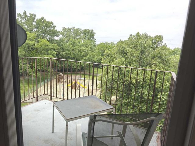 425 Walnut Creek Lane 1401, Lisle, IL 60532