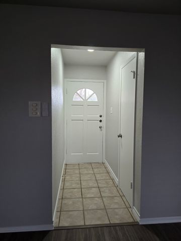 6052 Blueridge Drive, Watauga, TX 76148