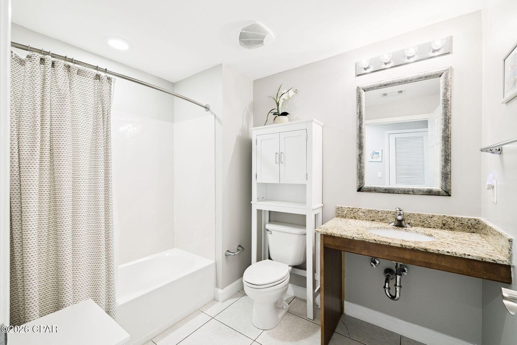 Image 38 of property listing at 17729 Front Beach Road 2002E, Panama City Beach, FL 32413