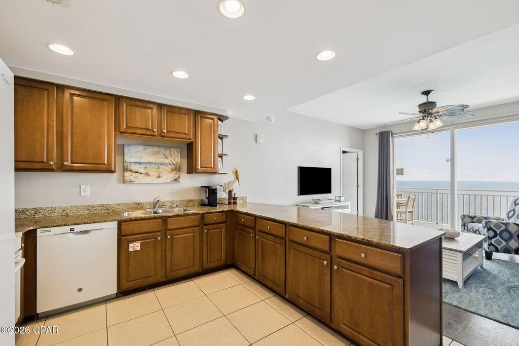 Image 8 of property listing at 17729 Front Beach Road 2002E, Panama City Beach, FL 32413