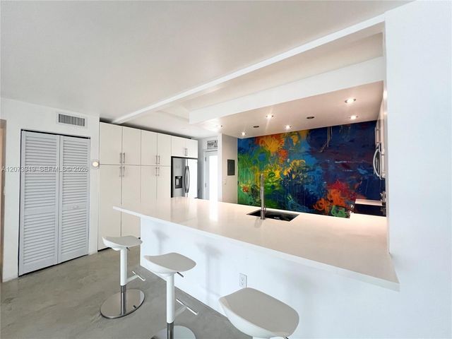 1666 West Avenue 307, Miami Beach, FL 33139
