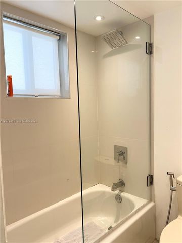 1666 West Avenue 307, Miami Beach, FL 33139