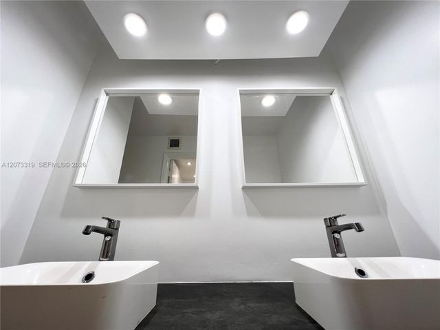 1666 West Avenue 307, Miami Beach, FL 33139