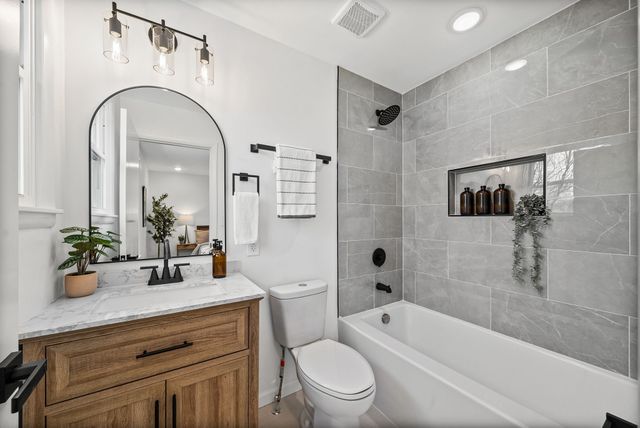 4829 Concord Dr, Hermitage, TN 37076