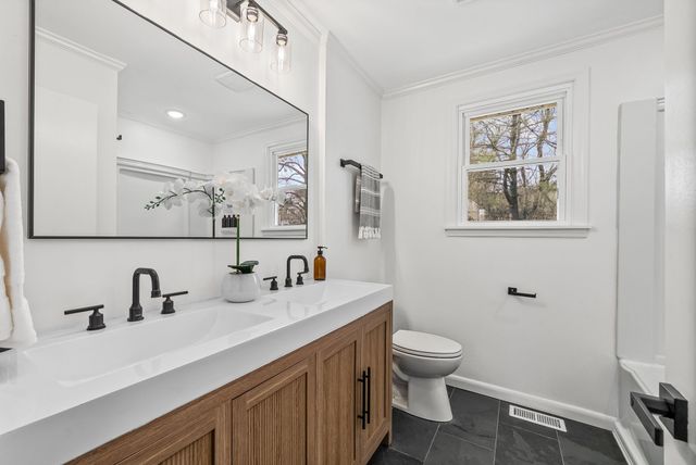 4829 Concord Dr, Hermitage, TN 37076