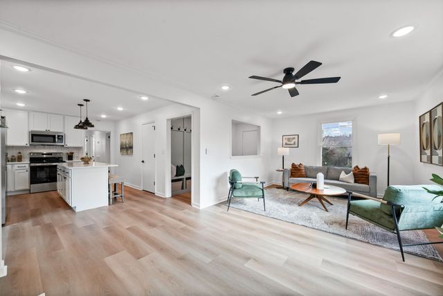 4829 Concord Dr, Hermitage, TN 37076