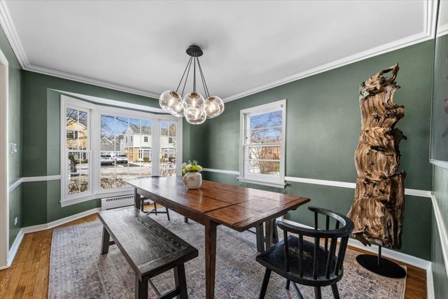 2121 Greenwood Avenue, Wilmette, IL 60091