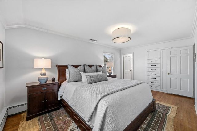 2121 Greenwood Avenue, Wilmette, IL 60091