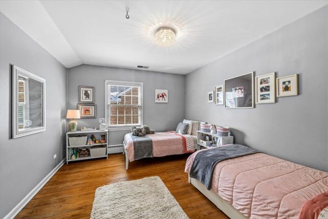 2121 Greenwood Avenue, Wilmette, IL 60091