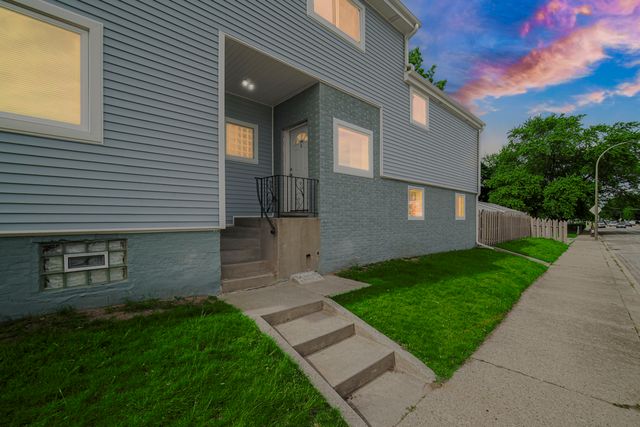 1846 Wesley Avenue 3, Evanston, IL 60201