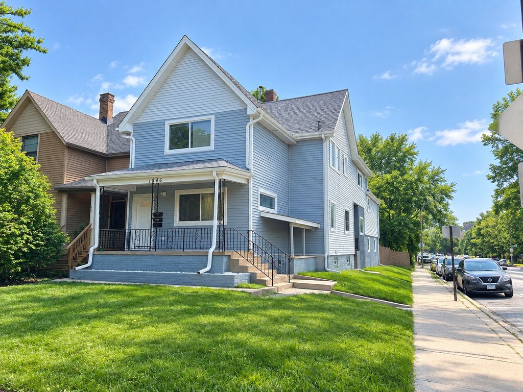 1846 Wesley Avenue 3, Evanston, IL 60201