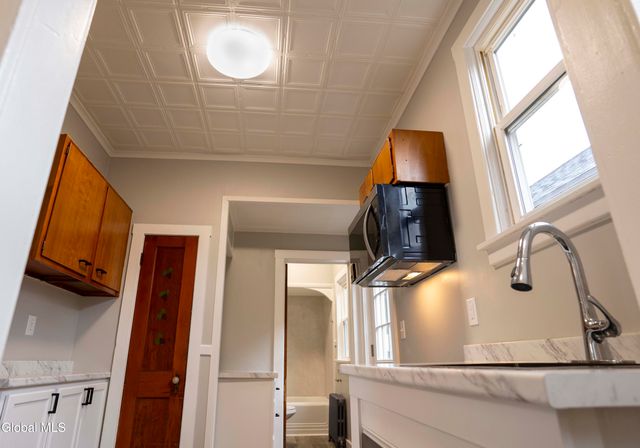 32 112th Street, Troy, NY 12182