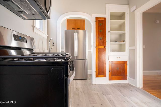 32 112th Street, Troy, NY 12182