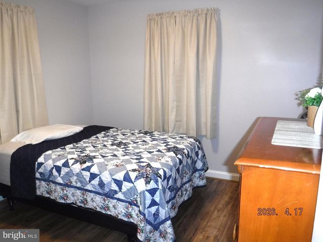 16 CRAFTON RD, Essex, MD 21221