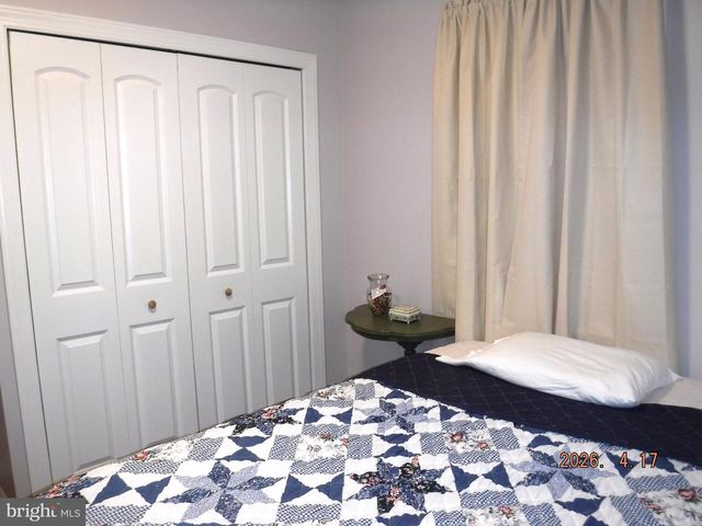 16 CRAFTON RD, Essex, MD 21221