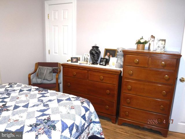 16 CRAFTON RD, Essex, MD 21221