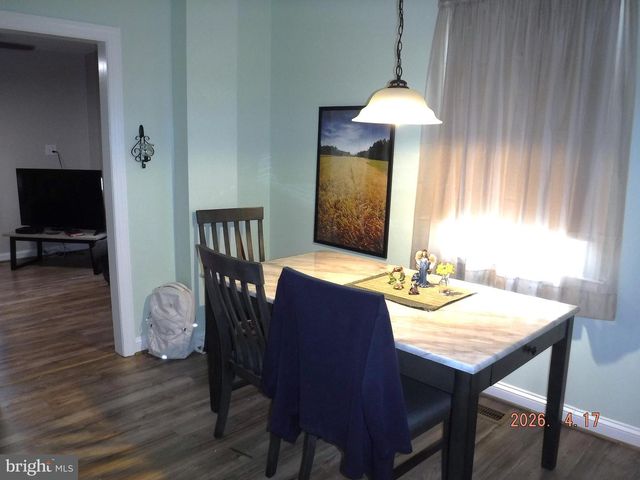 16 CRAFTON RD, Essex, MD 21221