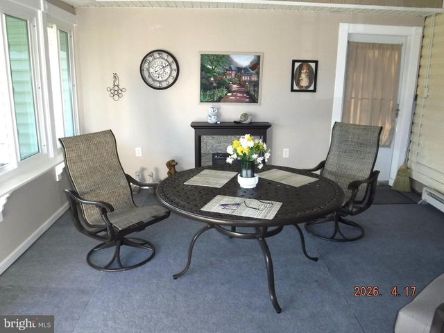 16 CRAFTON RD, Essex, MD 21221
