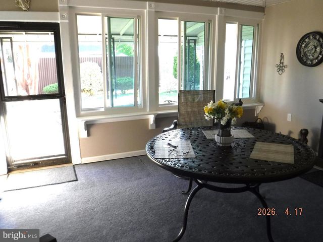 16 CRAFTON RD, Essex, MD 21221