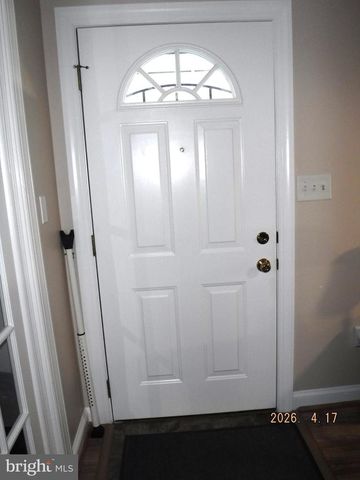 16 CRAFTON RD, Essex, MD 21221