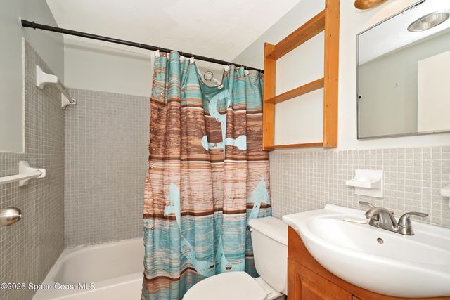 250 N Banana River Drive B15, Merritt Island, FL 32952