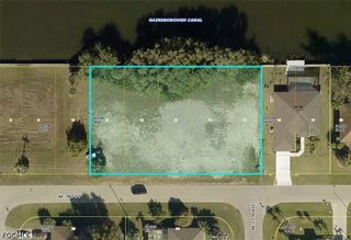 1625 NE 2nd ST, Cape Coral, FL 33909