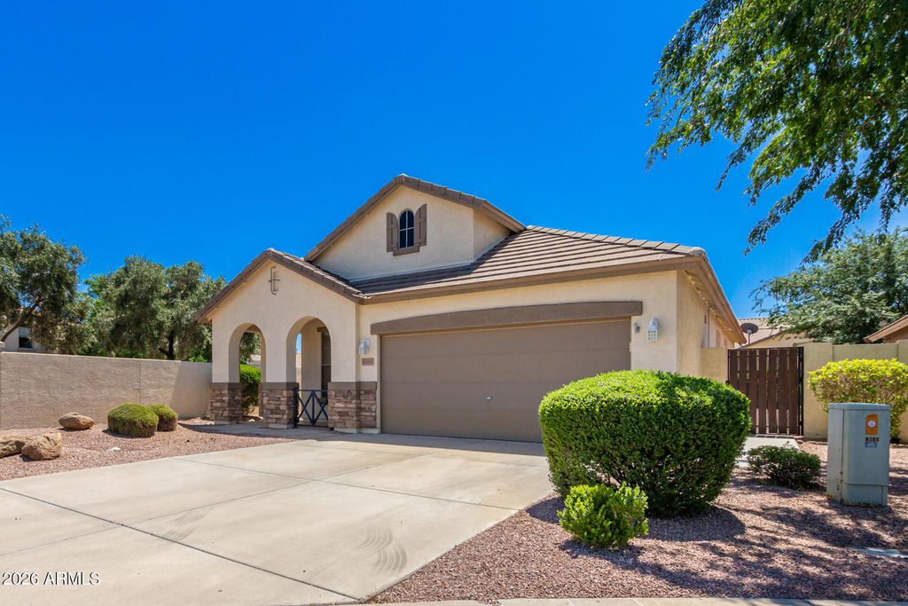 4261 E CROWN Court, Gilbert, AZ 85298