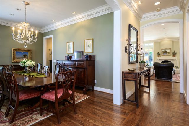 2116 Bradford Park Court, Fort Worth, TX 76107
