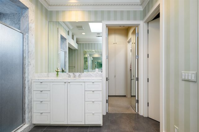 2116 Bradford Park Court, Fort Worth, TX 76107