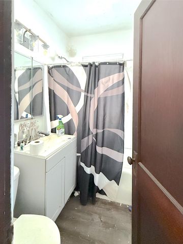 7331 Jackson Avenue, Hammond, IN 46324