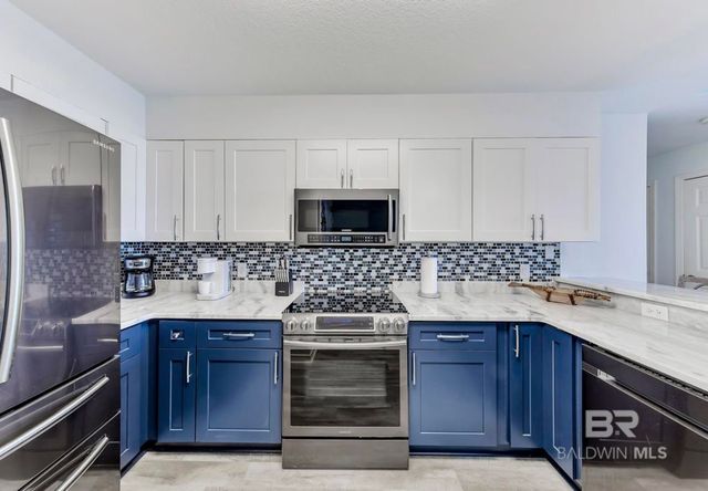 2715 State Highway 180 1204, Gulf Shores, AL 36542